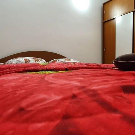 Titian'S Cozy Apartment Sibiu Bagian luar foto