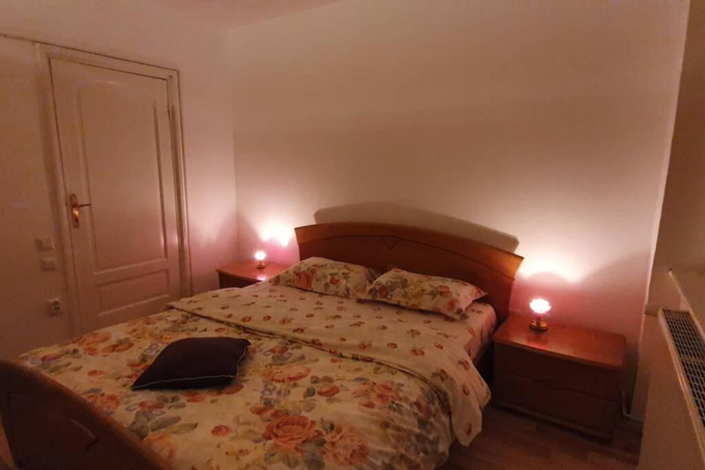 Titian'S Cozy Apartment Sibiu Bagian luar foto