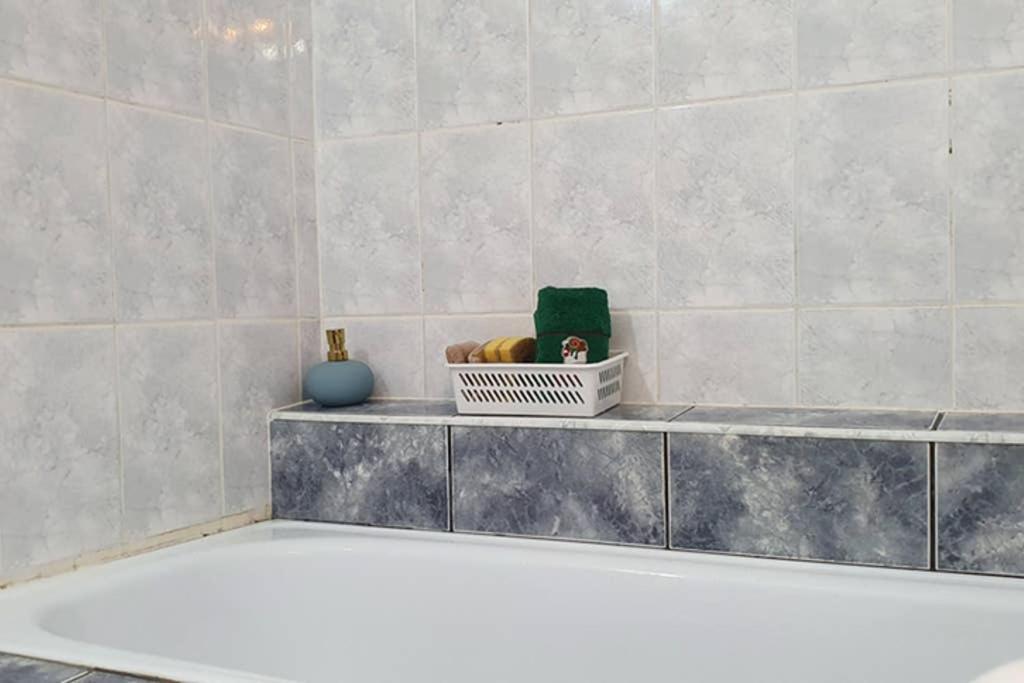Titian'S Cozy Apartment Sibiu Bagian luar foto